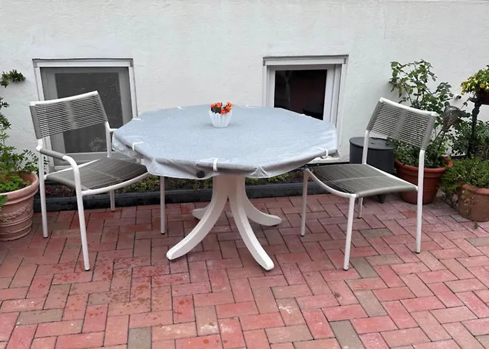 Souterrain Appartement Im Geteviertel