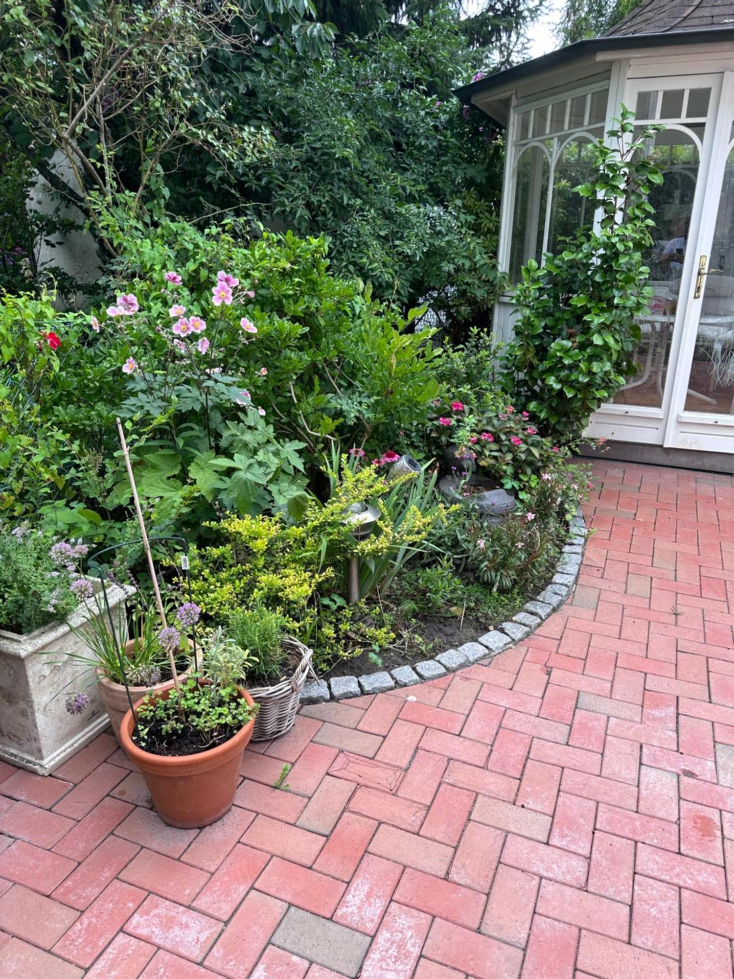 Bed & Breakfast Souterrain Im Geteviertel *
